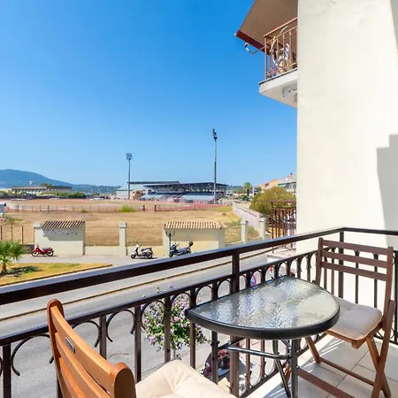 Navicella - καραβάκι Corfu (city)